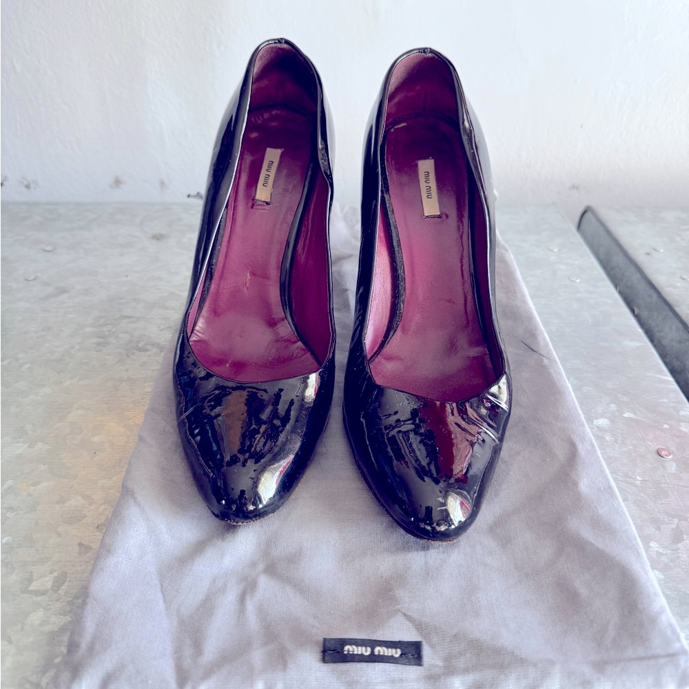 Miu Miu Patent Leather Heels. Sz. 36.5.